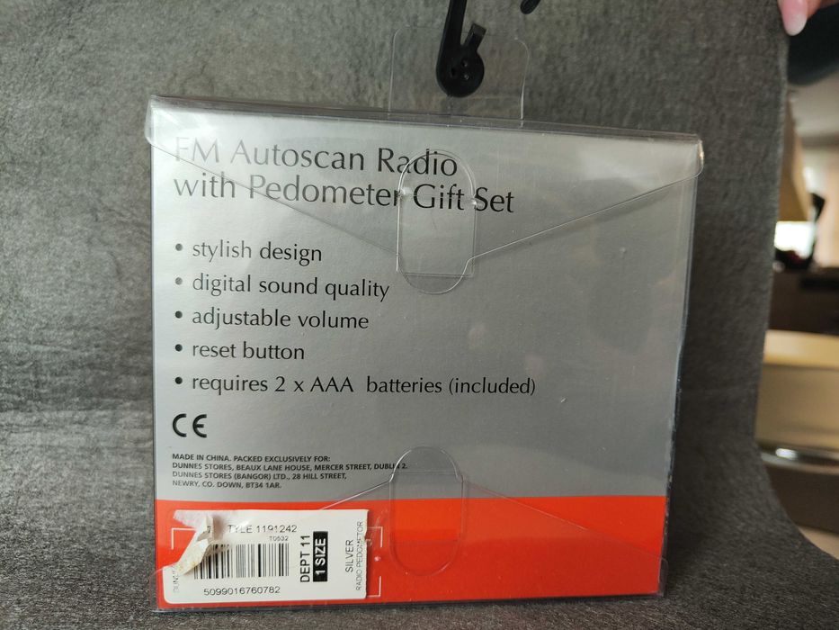 FM Autoscan Radio z Krokomierzem – Zestaw Prezentowy