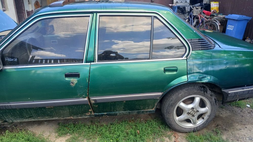 Продам Opel Ascona 1.6 газ бензин