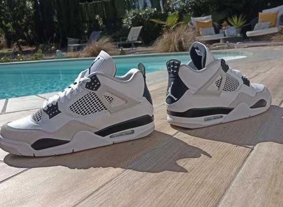 Jordan 4 Retro Military Black r.36