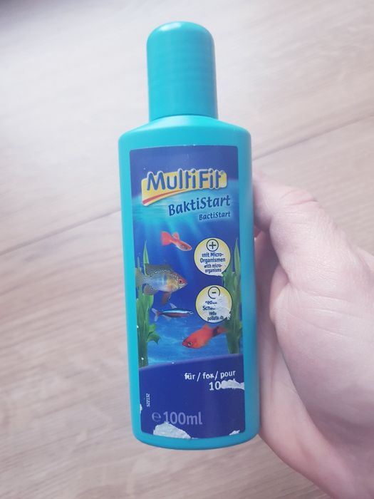 Preparat do uzdatniania wody do akwarium Multi Fit  Baktistart 100ml