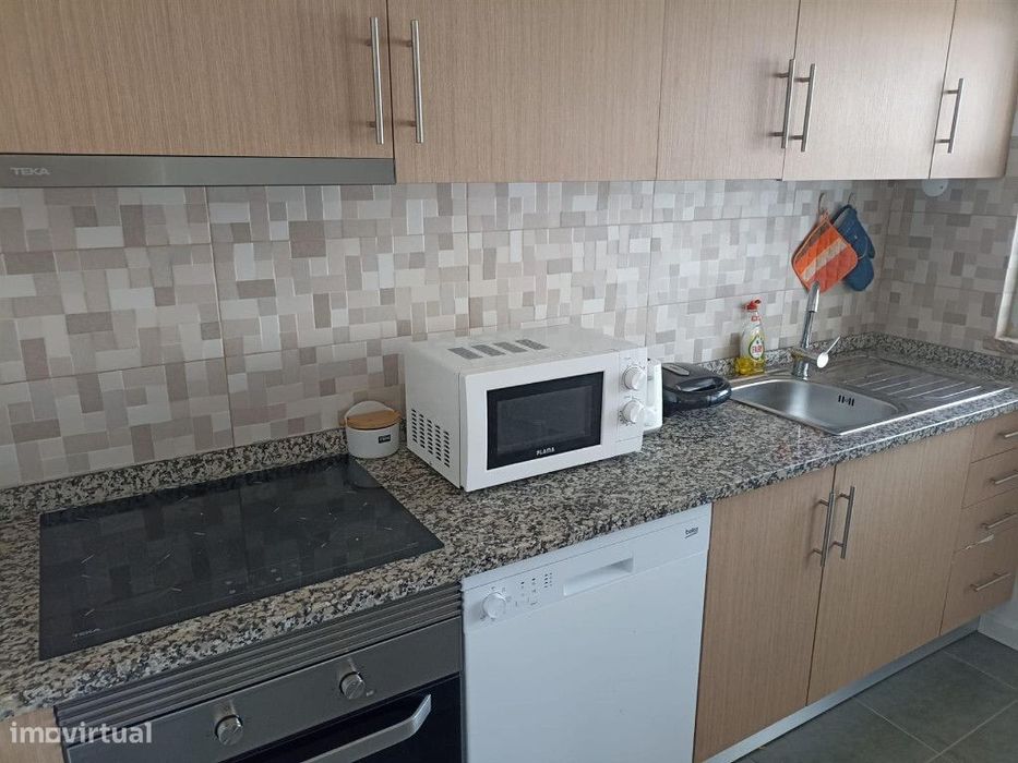 Apartamento T2 em zona do Bairro Norton Matos