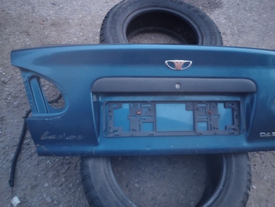 Daewoo Lanos sedan klapa tylna tył