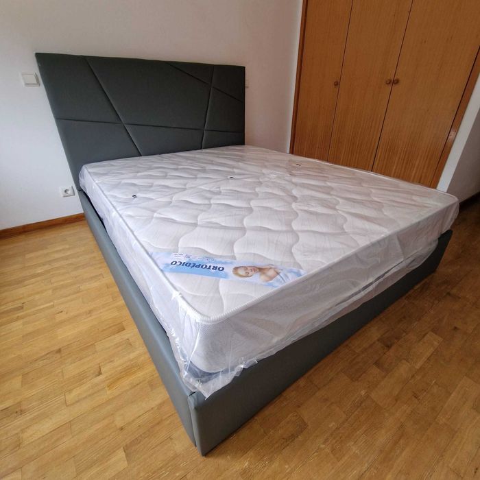 Camas De Casal Estofadas ALTA GAMA - MODELO RISCAS - Top de Gama 190x140m Estrado Incluído!!