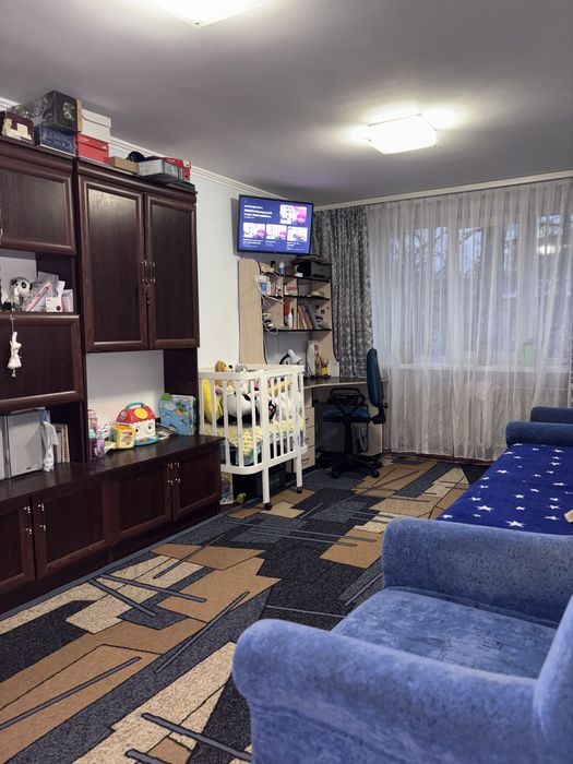 Продається 2 кімнати в гуртожитку Вишневе , Київ