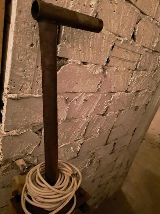 Antena satelitarna z 2 konwerterami