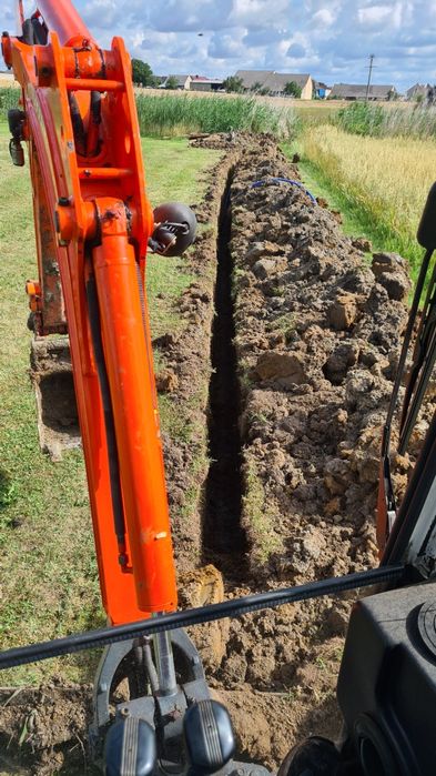 Wynajem minikoparki młot wiertnica