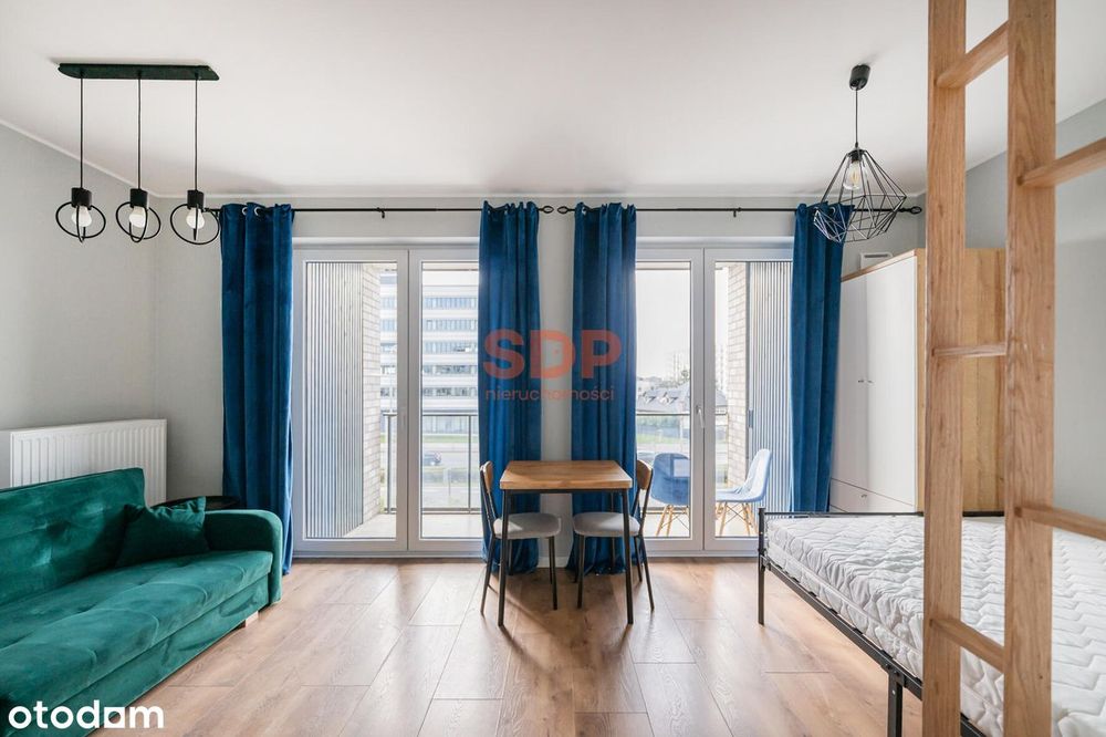 Słoneczny apartament z balkonem w  Centrum przy Al. Armii Krajowej
