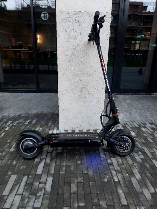 Dualtron Victor 4000W