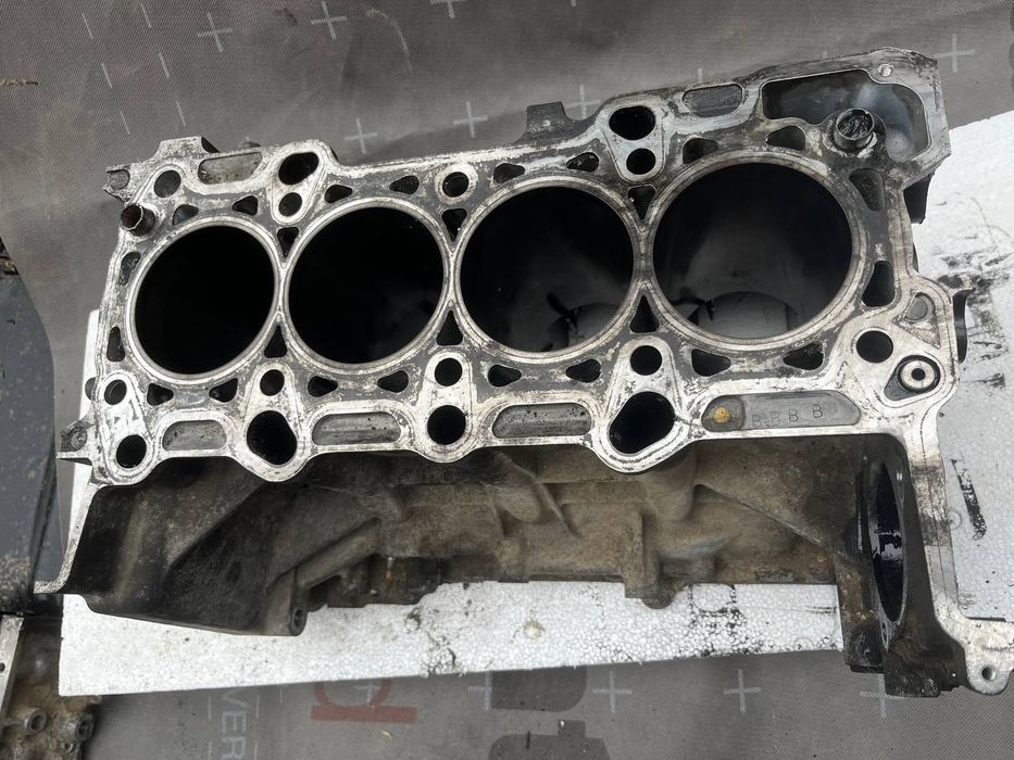 Блок двигуна honda accord 2.2. i-cdti n22a1