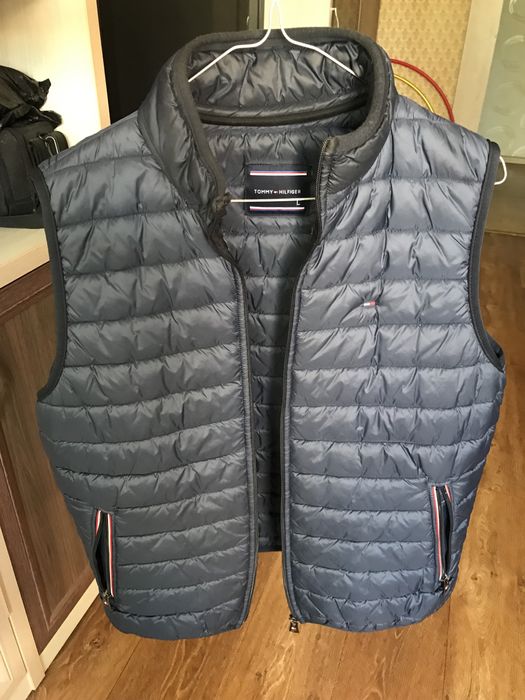 Легка куртка без рукавів TOMMY- HILFIGER