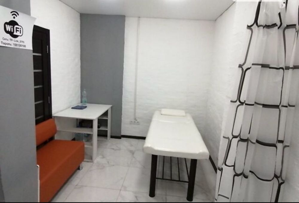 Commercial property, 18 m²