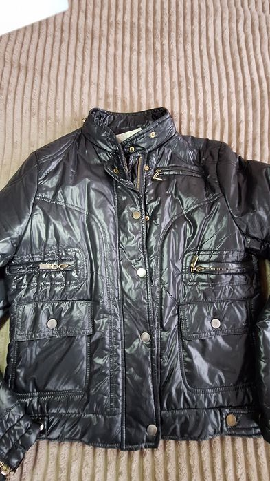 Куртка весна/осінь.