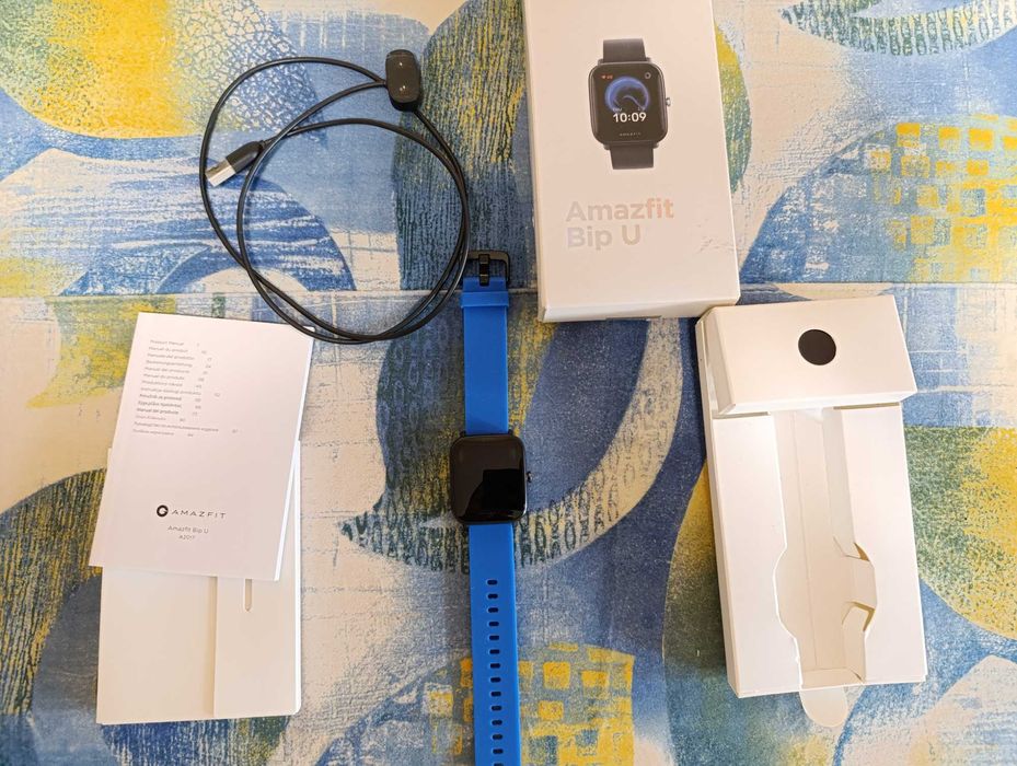 Смарт-годинник Amazfit Bip U, стан 9 з 10, все працює ідеально