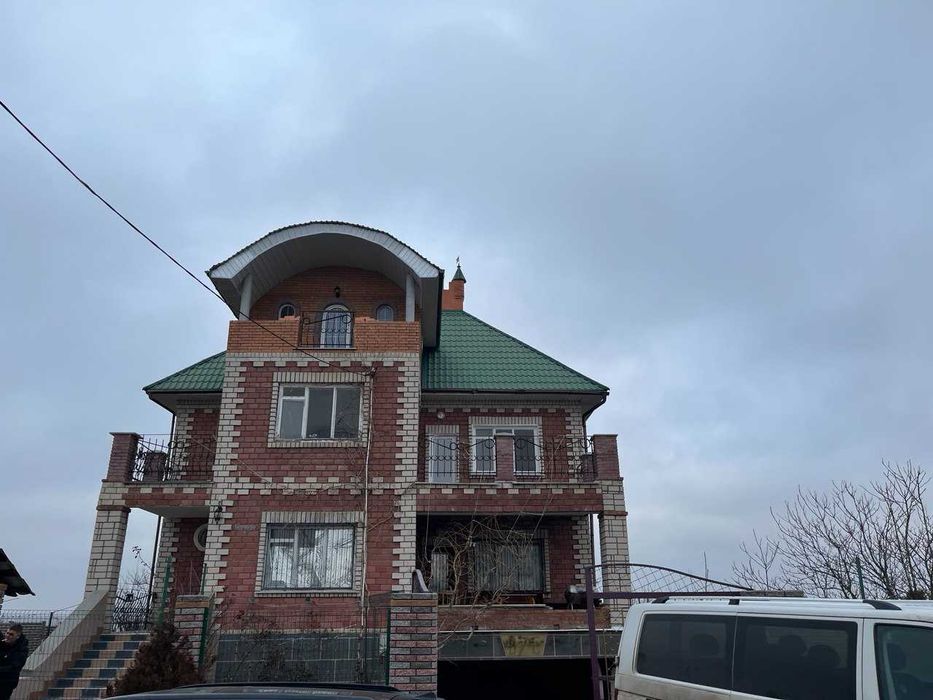 Сдам 2- х эт. дом в Центральном районе, ул. Святковая