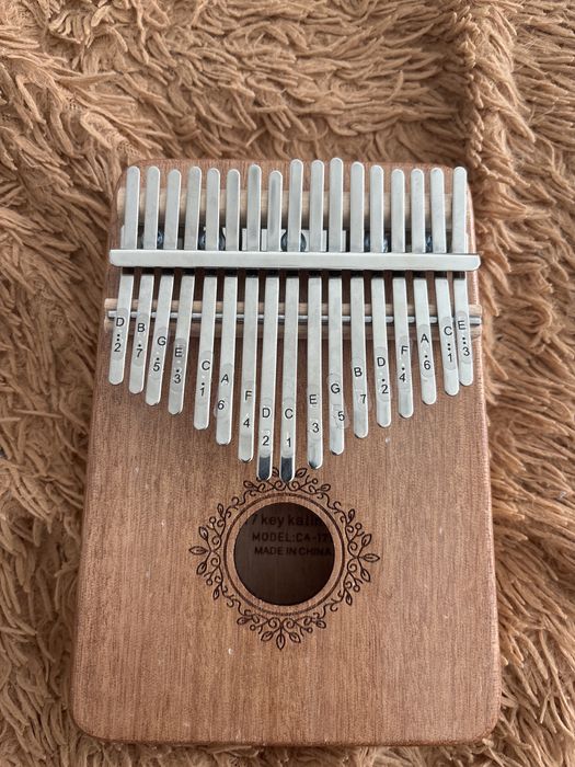 Калімба  на 17 ключів