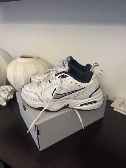 Sapatilhss Nike Air Monarch IV tamanho 40,5