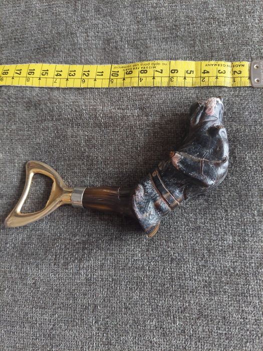 Abre-cápsulas vintage cão