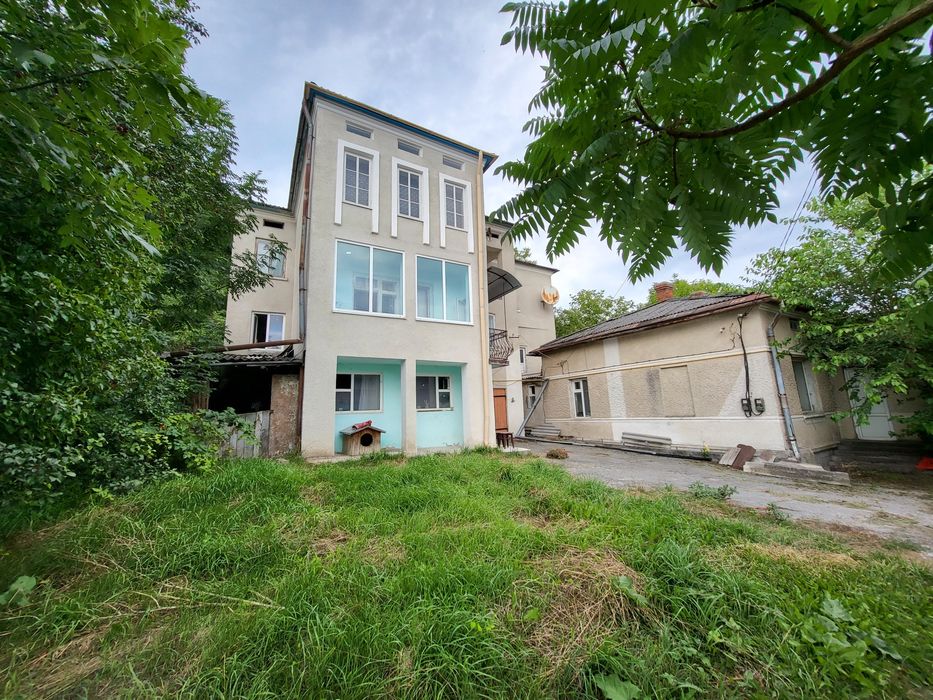 Знижена ціна Продається будинок в центрі Бережан можливий обмін