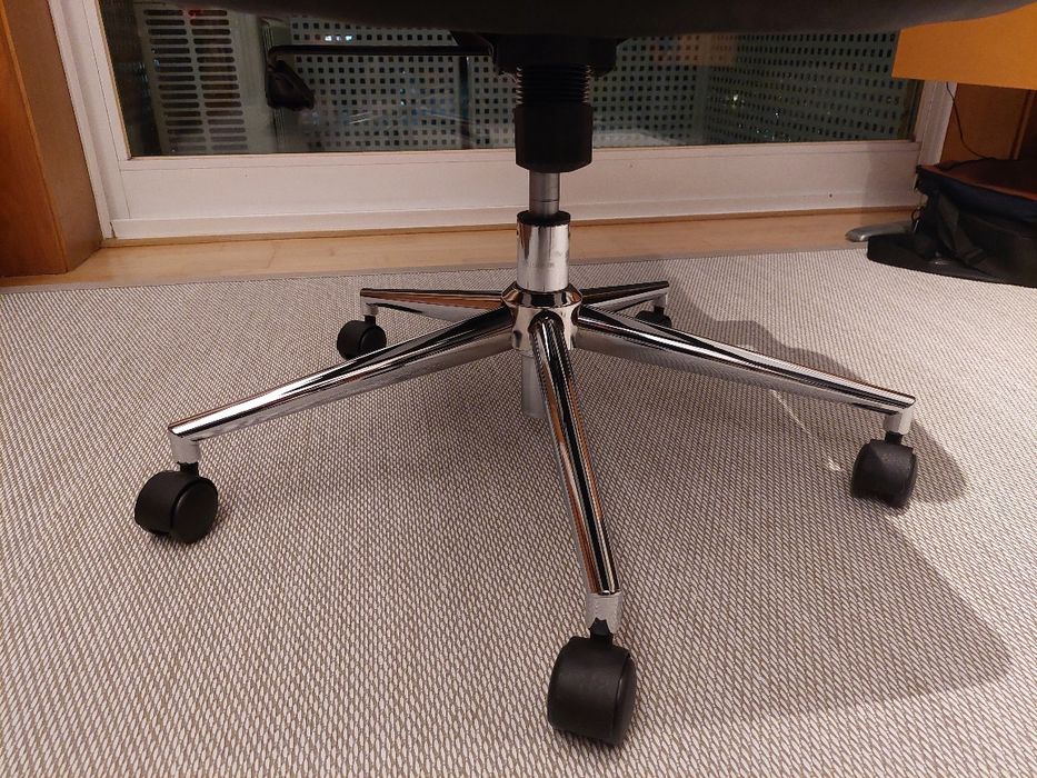 Cadeira Executiva Staples