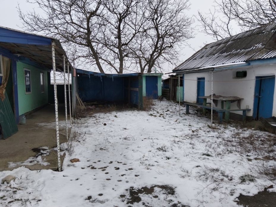 Продам хату у новоархангельську Чернишевського 9