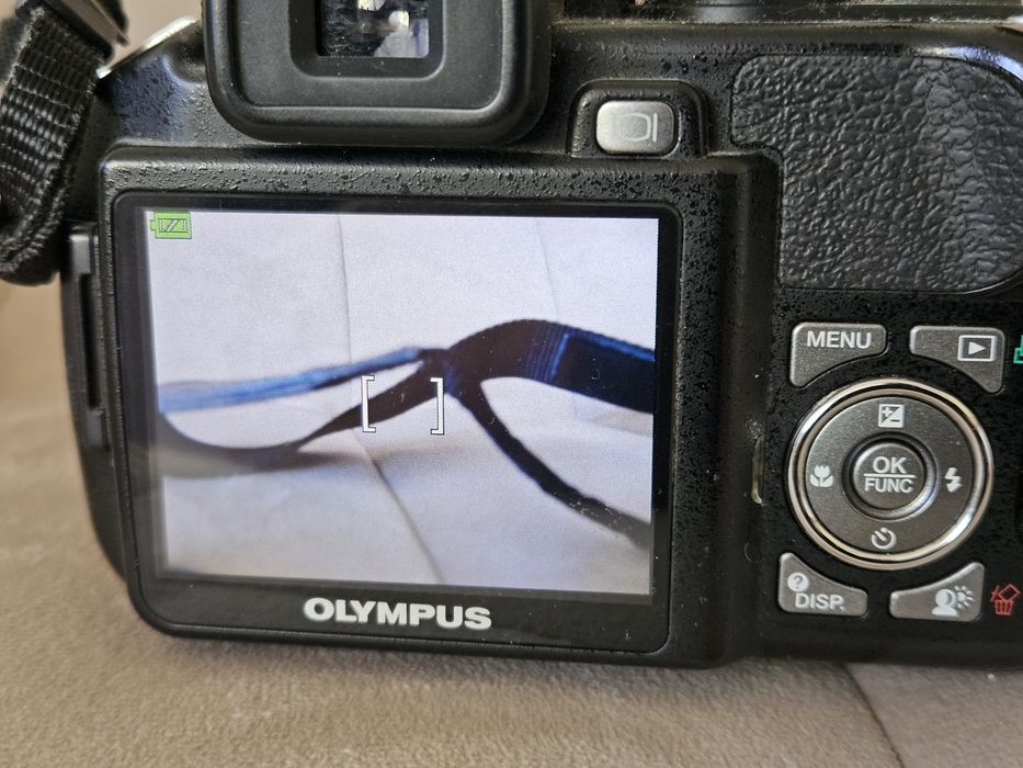 Olympus SP-560uz aparat cyfrowy