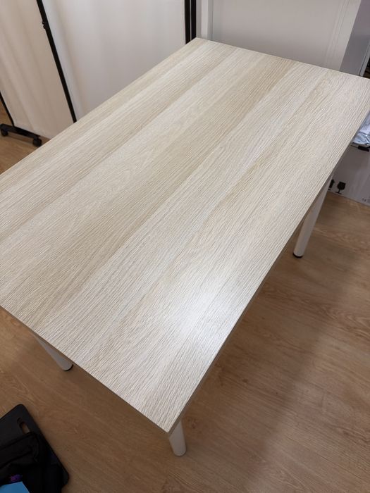 Mesa ikea bom estado
