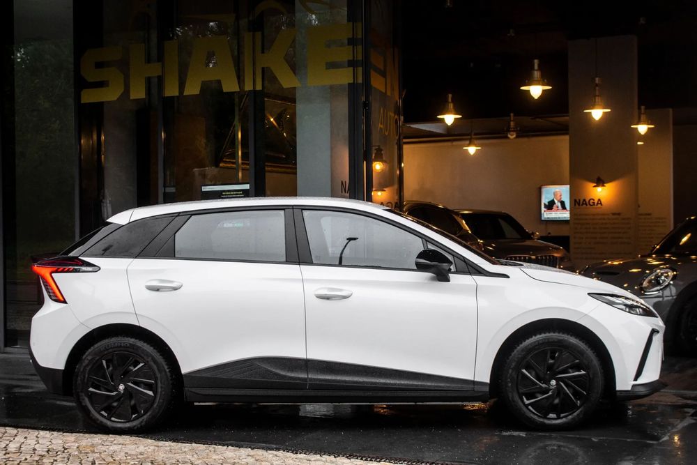 MG MG4 4 Standard64407697830530124