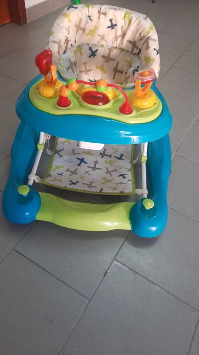 Andador/voador com baloiço para bebé