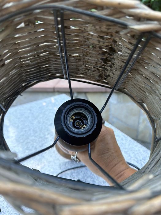 Sliczna drewniana lampka Vintage abazur z rattanu Boho PRL