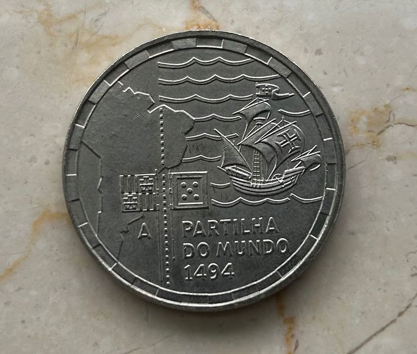 Lote de 2 Moedas 200 escudos portugueses de 1994 «Partilha do Mundo»