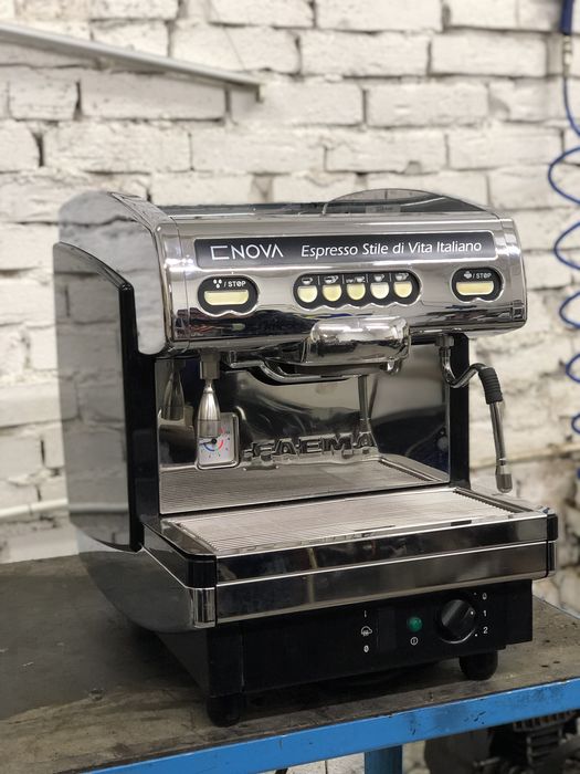 Кофемашина профессиональная Faema Enova A1
