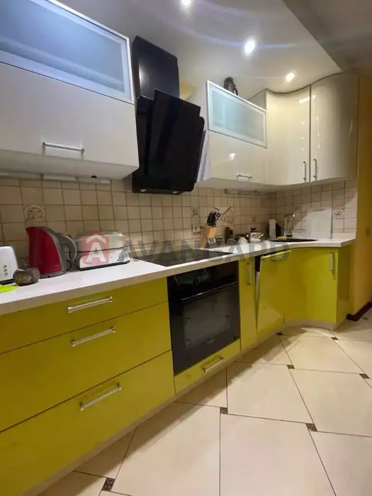 ПРОДАМ 3к квартиру Тополь Джинчарадзе