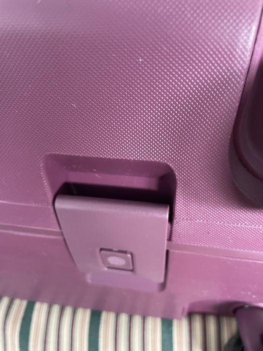 Mala Pablo Martinez  max bordeaux de 60/40 rigorosamente nova a estrear