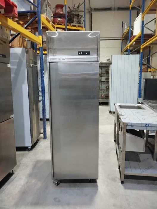 Frio vertical em inox - NOVO - GRANDE OPORTUNIDADE