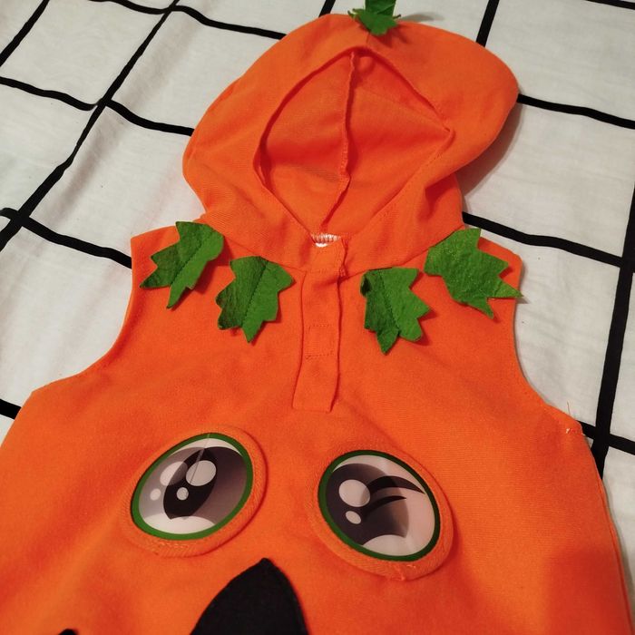 Продам дитячий костюм