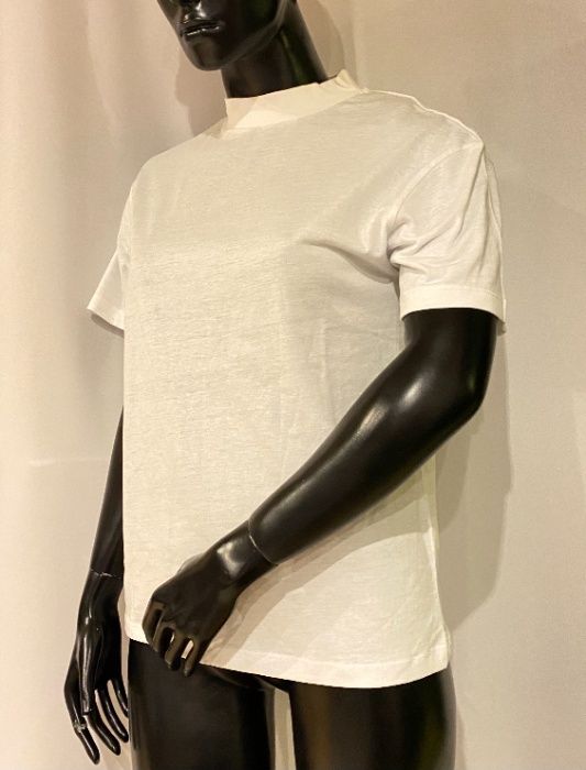 Nowa biała koszulka ze stójką