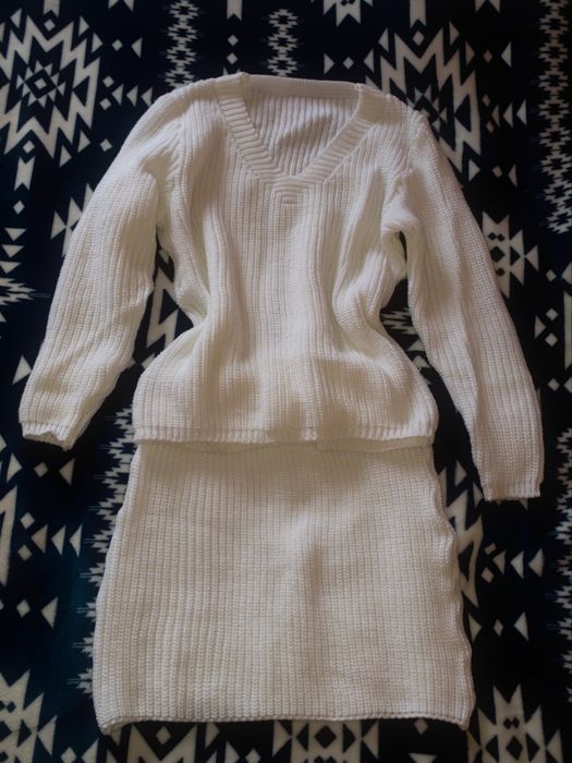 В’язаний костюм s-m