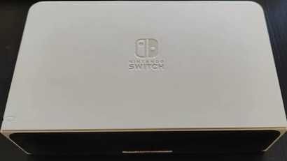 consola switch Oled quase nova