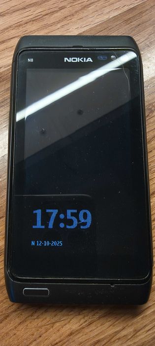 Klasyk , biały kruk  -  Nokia N8 , wyjście miniHDMI, ekran Amoled,