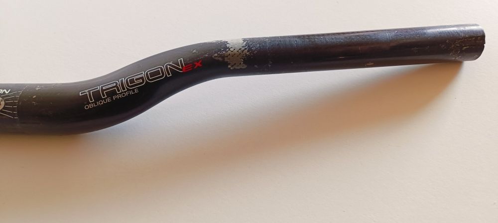 Guiador BTT carbono TRIGON