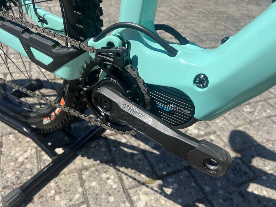 Bicicleta de montanha elétrica ORBEA RISE M20 (2021) Tam. M - Seminova