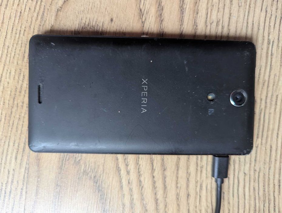 Sony Xperia ZR - Uszkodzony  Na części  Do naprawy  Bateria OK