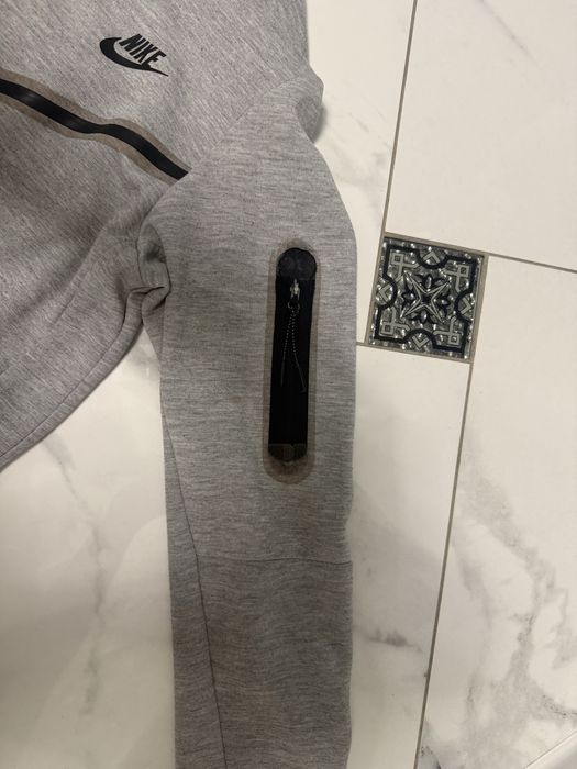 Продам костюм tech fleece