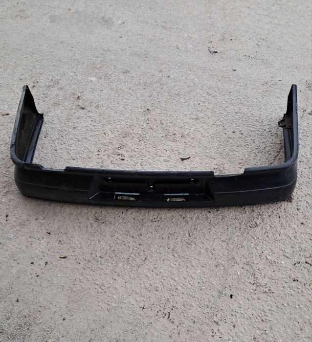 Бампер задній Ваз 2115