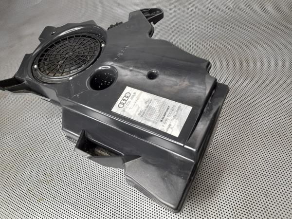 Coluna de som AUDI A3 (8P1)