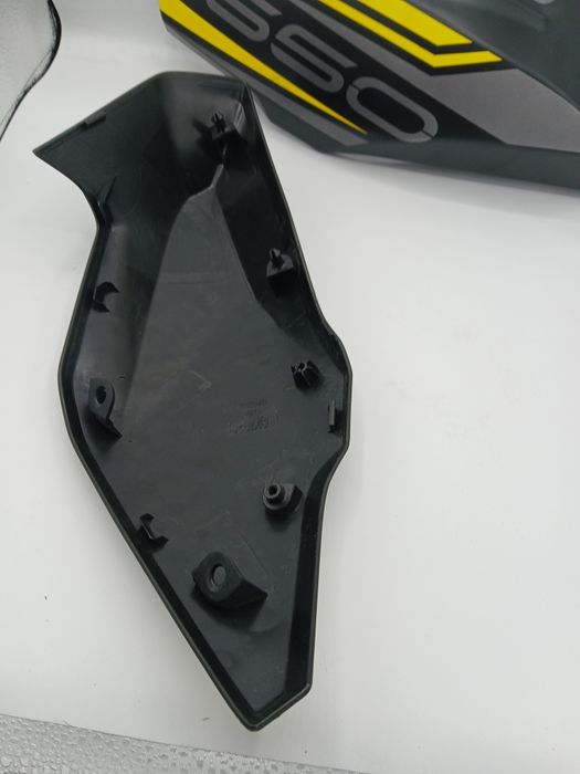 Osłony owiewki boczne Kawasaki Z650