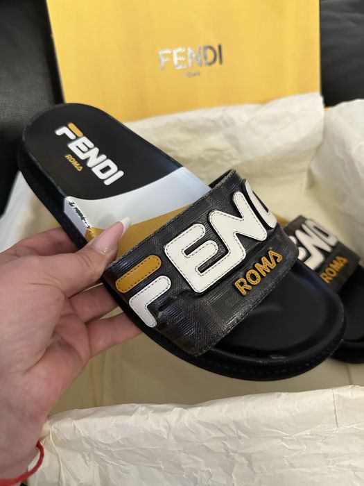 Шльопанці Fendi, 38,5 оригінал