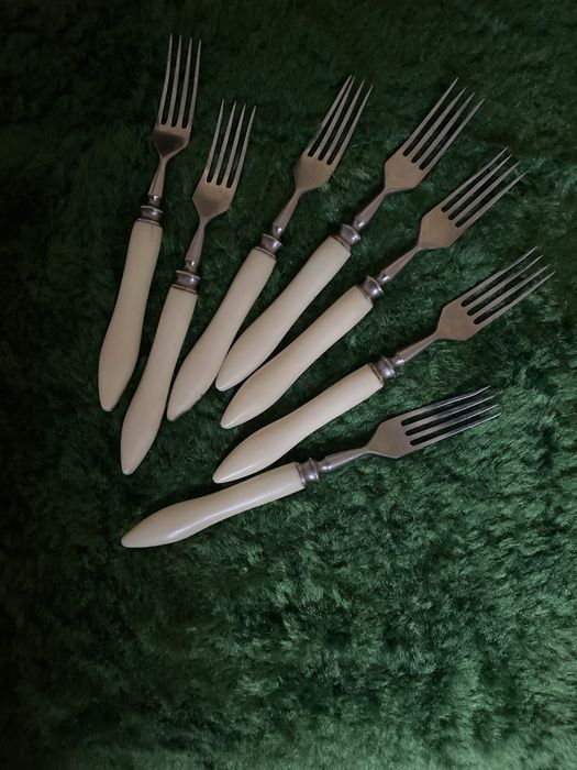 Продам виделки  в гарному стані з нержаавіючоі сталі