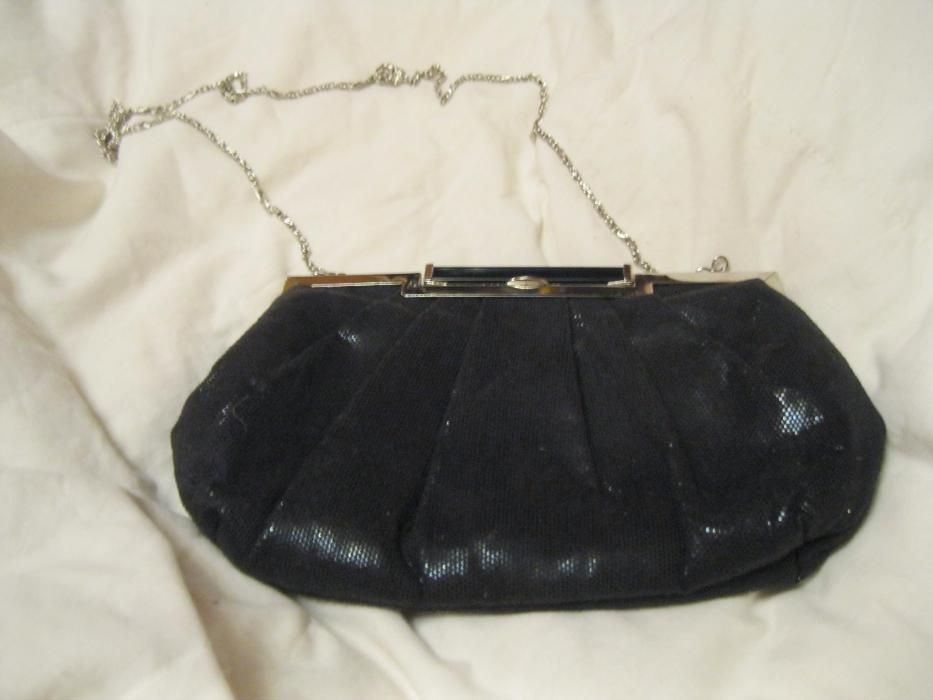 Accessorize клатч сумка черный с переливом цепочка как новый нарядный