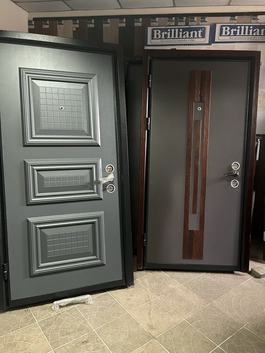 Двері вхідні броньовані РОЗПРОДАЖ